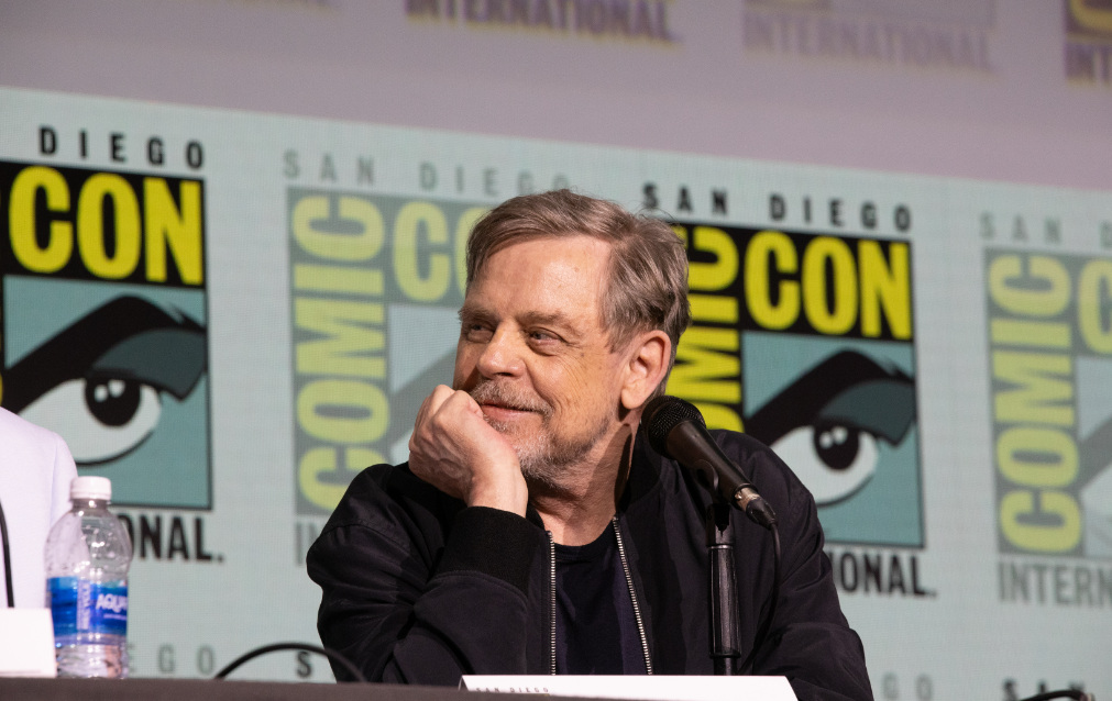 NICKELODEON AND PARAMOUNT PICTURES ANNOUNCE MARK HAMILL TO VOICE “THE FLYING DUTCHMAN” IN UPCOMING THEATRICAL FILM