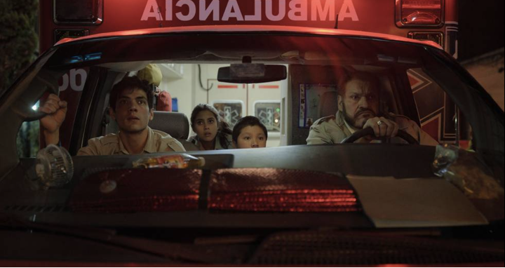 Sneak peek clip from the global premiere of Apple’s highly anticipated Spanish-language drama “Midnight Family,” inspired by the award-winning documentary “Familia de Medianoche”